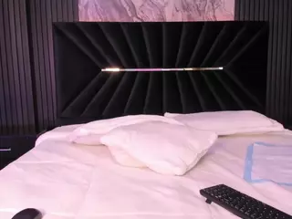 ATINXNAUGTHY's Live Sex Cam Show