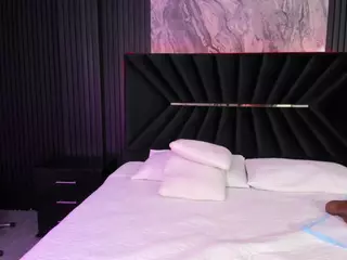 ATINXNAUGTHY's Live Sex Cam Show