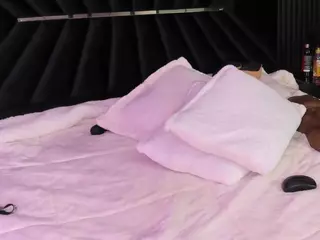ATINXNAUGTHY's Live Sex Cam Show