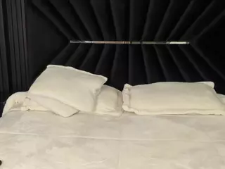 ATINXNAUGTHY's Live Sex Cam Show