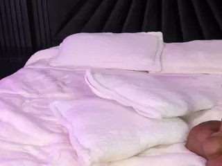ATINXNAUGTHY's Live Sex Cam Show