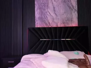 ATINXNAUGTHY's Live Sex Cam Show