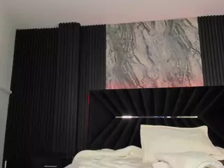 ATINXNAUGTHY's Live Sex Cam Show