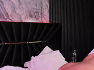 ATINXNAUGTHY's Live Sex Cam Show
