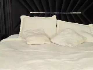 ATINXNAUGTHY's Live Sex Cam Show