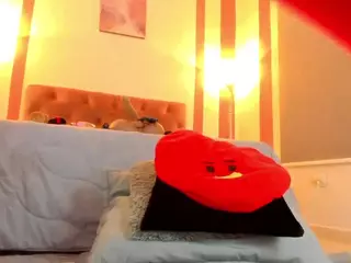 lupitalovee's Live Sex Cam Show