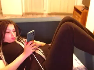 prettyjulliette's Live Sex Cam Show