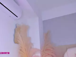 aprilebony's Live Sex Cam Show