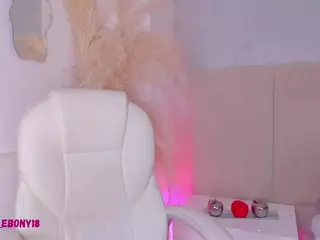 aprilebony's Live Sex Cam Show