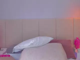 aprilebony's Live Sex Cam Show