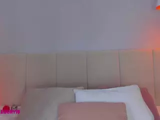 aprilebony's Live Sex Cam Show
