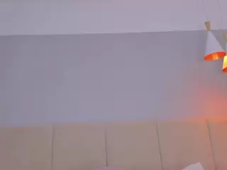 aprilebony's Live Sex Cam Show