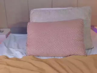 aprilebony's Live Sex Cam Show