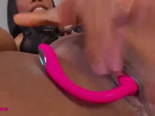 aprilebony's Live Sex Cam Show