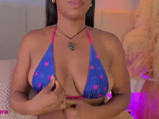 aprilebony's Live Sex Cam Show