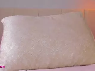 aprilebony's Live Sex Cam Show