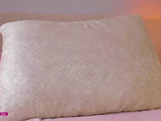 aprilebony's Live Sex Cam Show