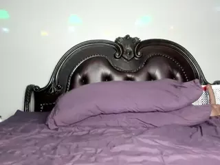 RenaSoBlasian's Live Sex Cam Show