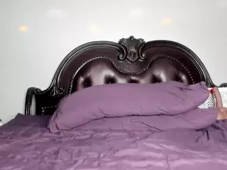 RenaSoBlasian's Live Sex Cam Show