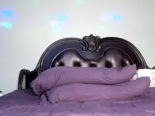 RenaSoBlasian's Live Sex Cam Show