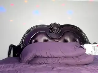 RenaSoBlasian's Live Sex Cam Show