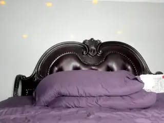 RenaSoBlasian's Live Sex Cam Show