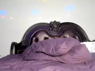 RenaSoBlasian's Live Sex Cam Show