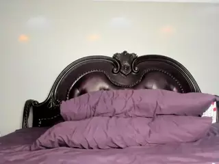 RenaSoBlasian's Live Sex Cam Show
