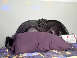 RenaSoBlasian's Live Sex Cam Show