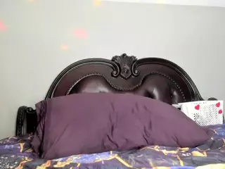 RenaSoBlasian's Live Sex Cam Show