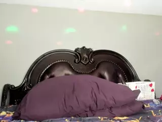 RenaSoBlasian's Live Sex Cam Show