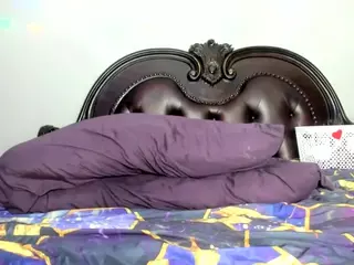 RenaSoBlasian's Live Sex Cam Show