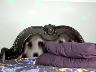 RenaSoBlasian's Live Sex Cam Show