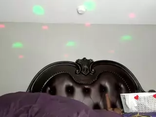 RenaSoBlasian's Live Sex Cam Show