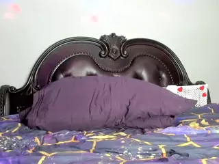 RenaSoBlasian's Live Sex Cam Show