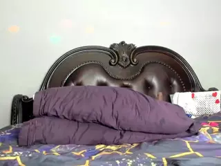 RenaSoBlasian's Live Sex Cam Show