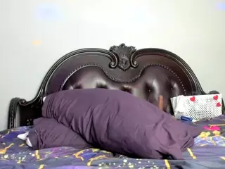 RenaSoBlasian's Live Sex Cam Show
