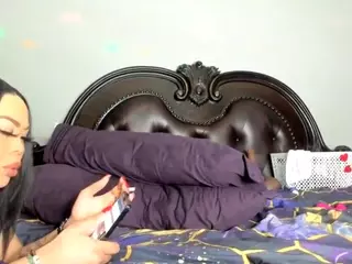 RenaSoBlasian's Live Sex Cam Show