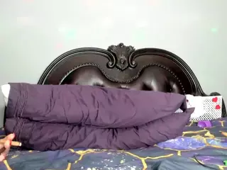 RenaSoBlasian's Live Sex Cam Show