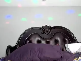 RenaSoBlasian's Live Sex Cam Show