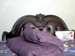 RenaSoBlasian's Live Sex Cam Show