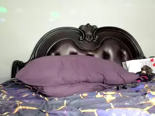 RenaSoBlasian's Live Sex Cam Show