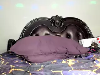 RenaSoBlasian's Live Sex Cam Show