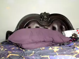 RenaSoBlasian's Live Sex Cam Show