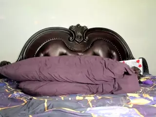 RenaSoBlasian's Live Sex Cam Show
