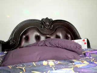 RenaSoBlasian's Live Sex Cam Show