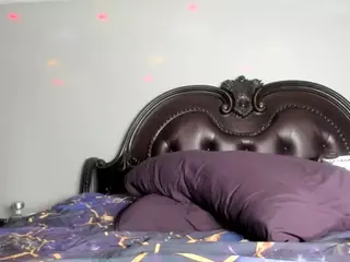 RenaSoBlasian's Live Sex Cam Show