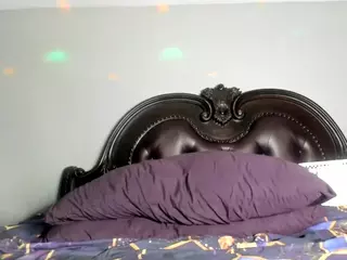 RenaSoBlasian's Live Sex Cam Show