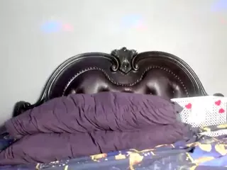 RenaSoBlasian's Live Sex Cam Show