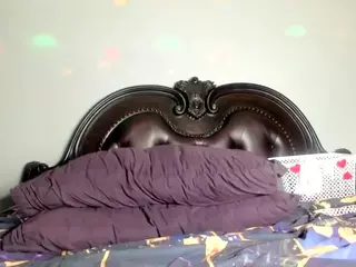 RenaSoBlasian's Live Sex Cam Show